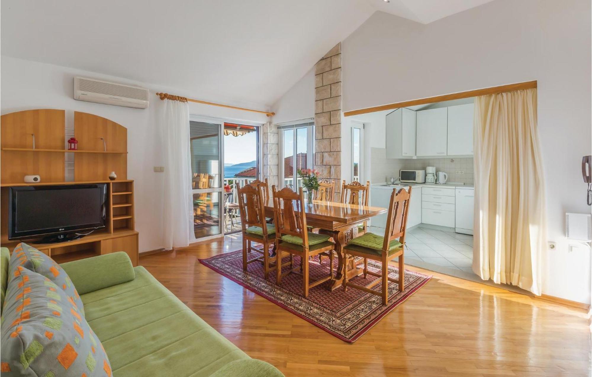 3 Bedroom Amazing Apartment In マカルスカ エクステリア 写真